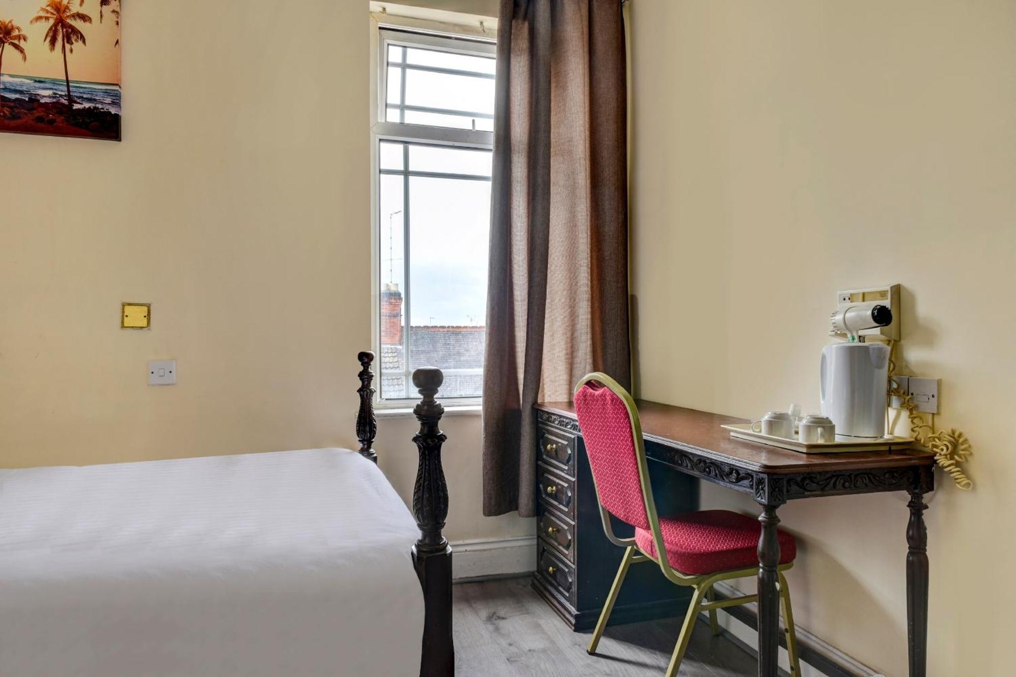 Empire Hotel Лестер Экстерьер фото